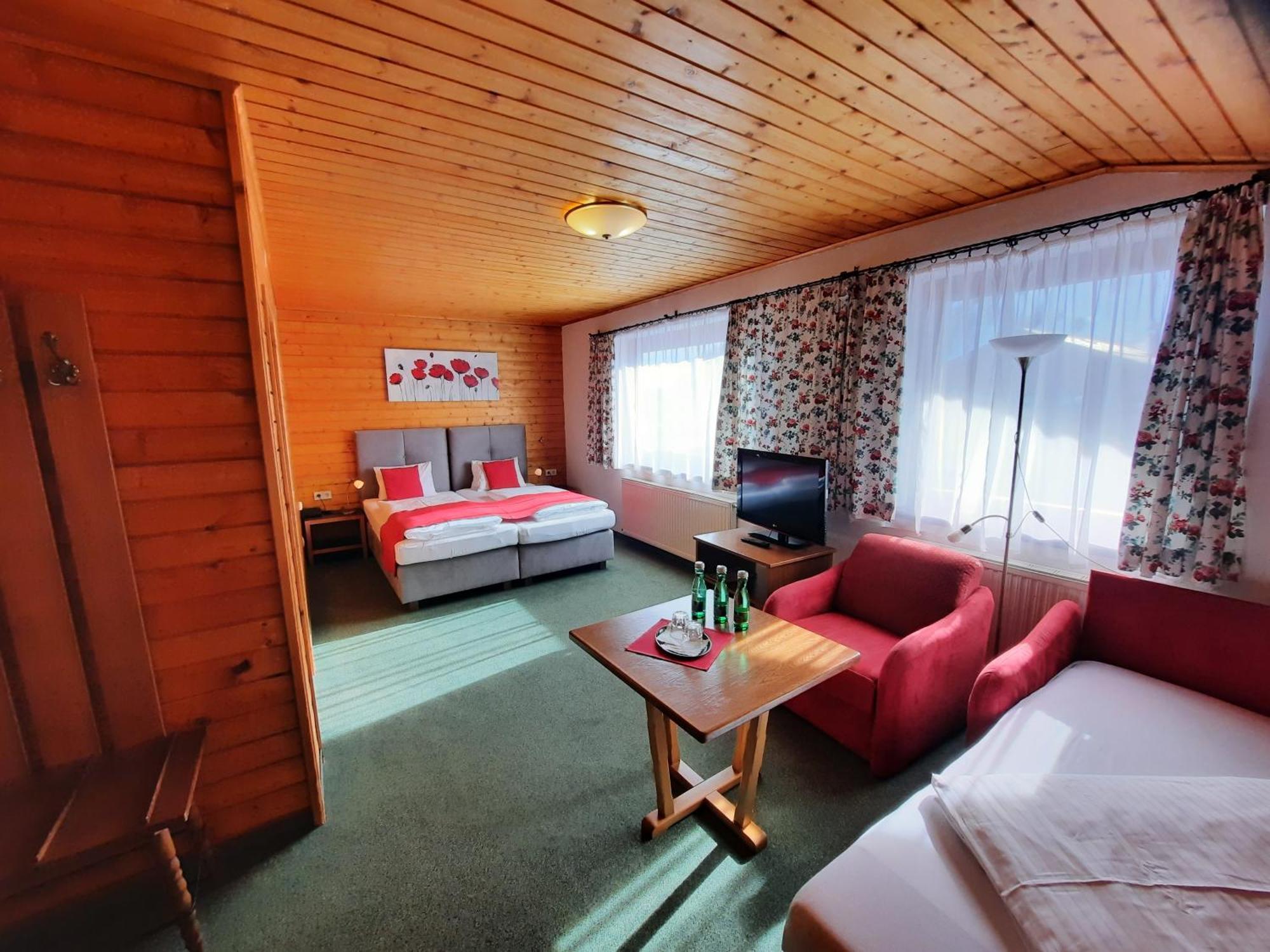 Hotel Bella Обертауерн Екстер'єр фото